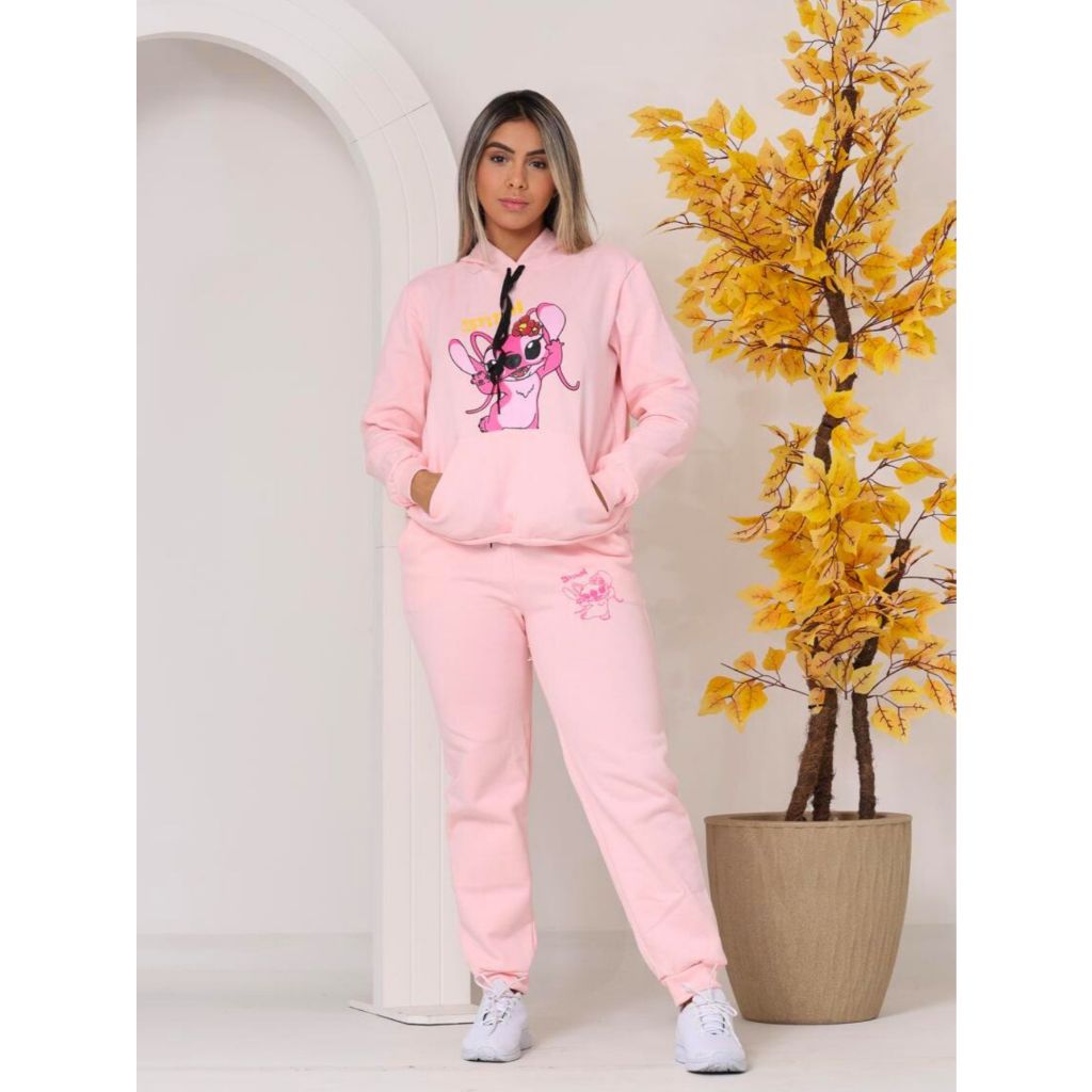 Conjunto Feminino Moletom Flanelado Lilo e Stitch Casaco Com Capuz Bolso Canguru e Calça com Cordão e Bolsos Moda Casual