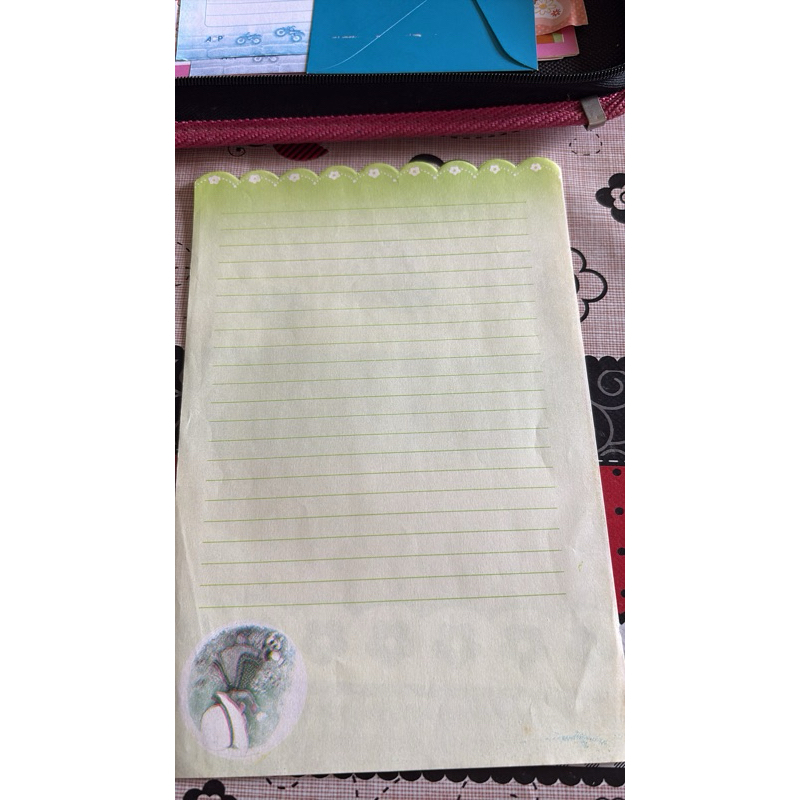 folha de carta antiga garotinha