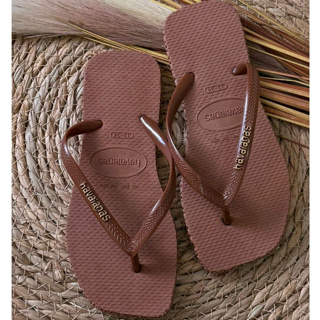 Chinelo Rasteira Feminina Básica Com Detalhe na Lateral em Oferta na Shopee