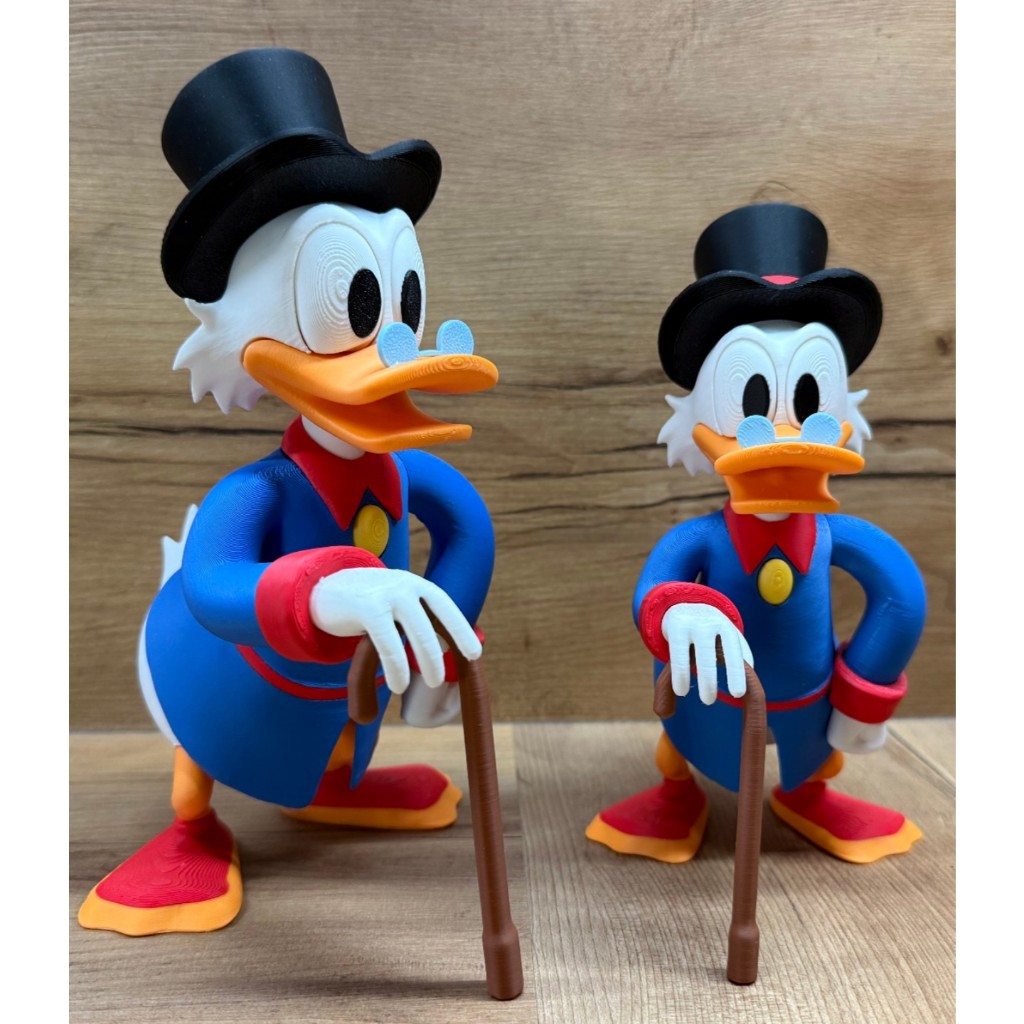 Miniatura Tio Patinhas - (17cm)