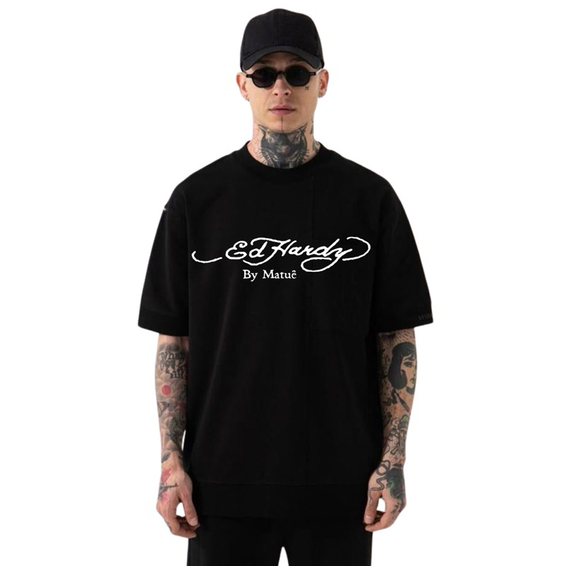 camisa OVERSIZED Ed hardy letreiro Matue 30 pra um vintage streetwear — imagem 2 de 2
