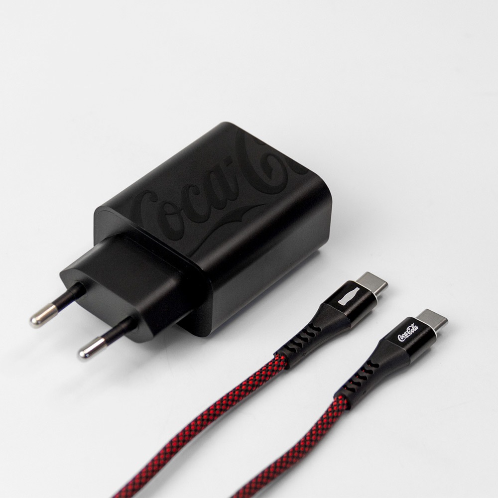 Kit de Carregamento Turbo USB-C 20W Preto | Coca-Cola em Oferta na Shopee