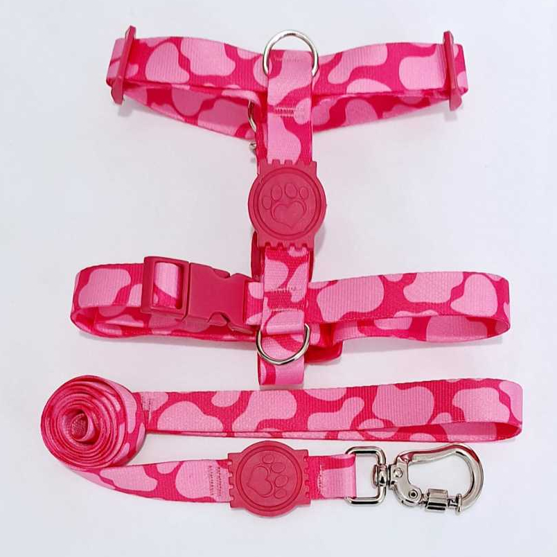 Peitoral H Anti-puxão estampa girafa todo rosa para cachorro