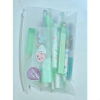 Kit papelaria G com ate 20 itens sortidos de papelaria em Oferta na Shopee