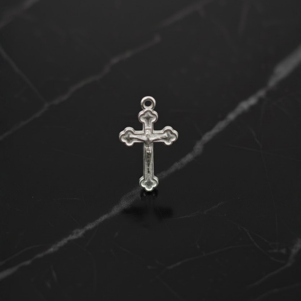 Kit 100 Mini Crucifixo Dupla Face Níquel Para Mini Terço e Lembrancinhas