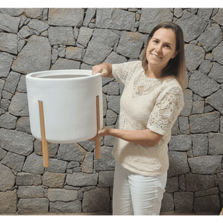 Vaso De Luxo Polietileno Com Pés De Madeira Nobre - Kit P M G Decorativo Elegante em Oferta na Shopee