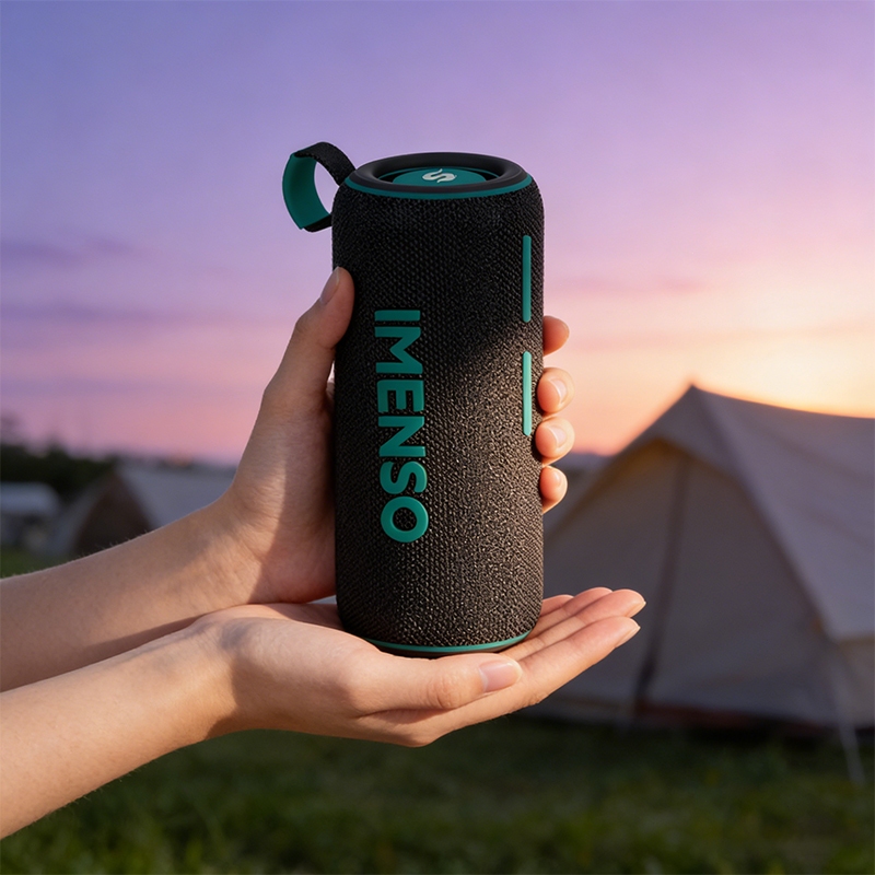 Funcionalidade de proteção contra água IPX6 para alto-falantes Bluetooth / Cartão TF / Pen drive / AUX / TWS / FM em Oferta na Shopee