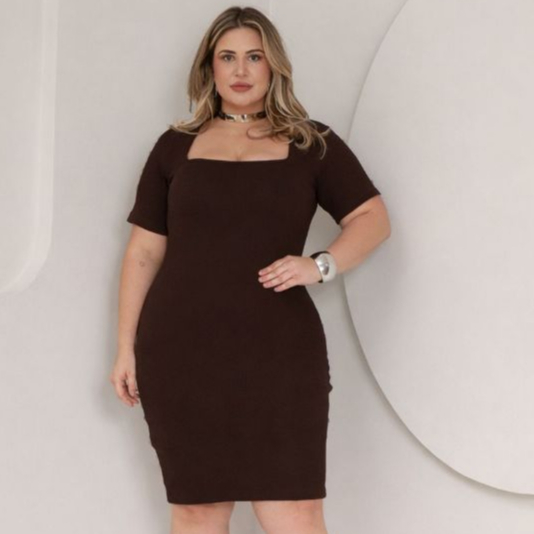 Vestido Plus Size Midi Marrom Café Decote Quadrado Manga Curta G1 G2 G3