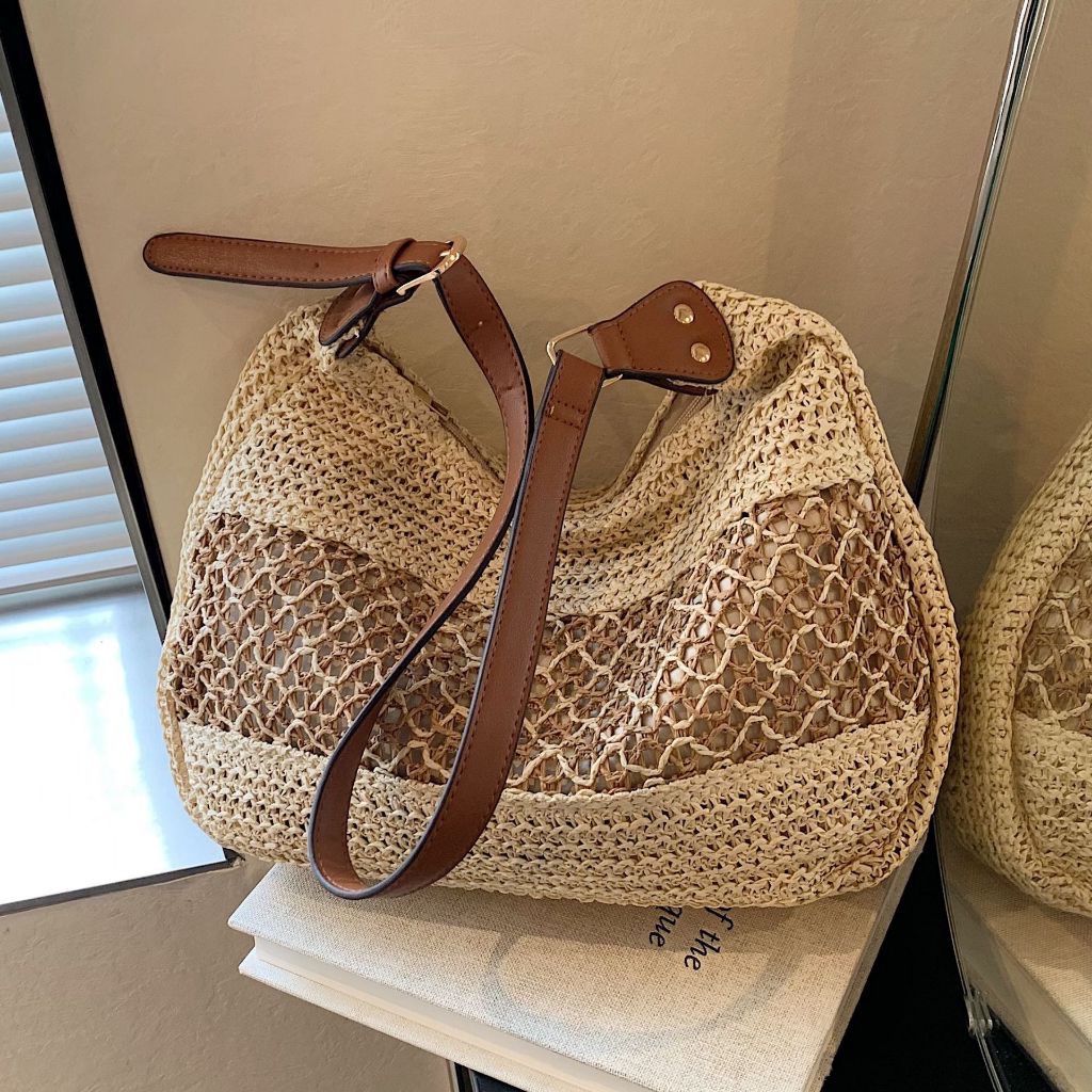 Bolsa Feminina de Palha Estilo Boho – Leve, Espaçosa e Perfeita para Passeios e Verão JXC-142 em Oferta na Shopee