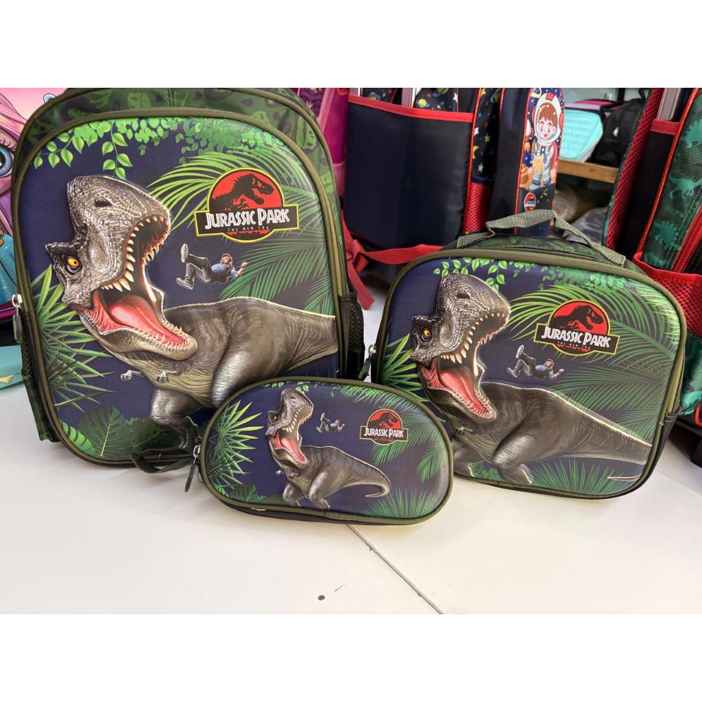 Kit Infantil Escolar c/ Mochila Lancheira Térmica e Estojo Diversos Temas (Dinossauro/Princesas/Jhully/Carros/Unicornio) em Oferta na Shopee