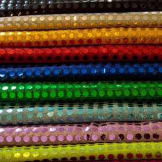 Tecido Paetê ou Paetex Fantasia Colorido (50 cm x 1,00 mt LEVANDO ACIMA DE 2 UND VAI SEM CORTES).