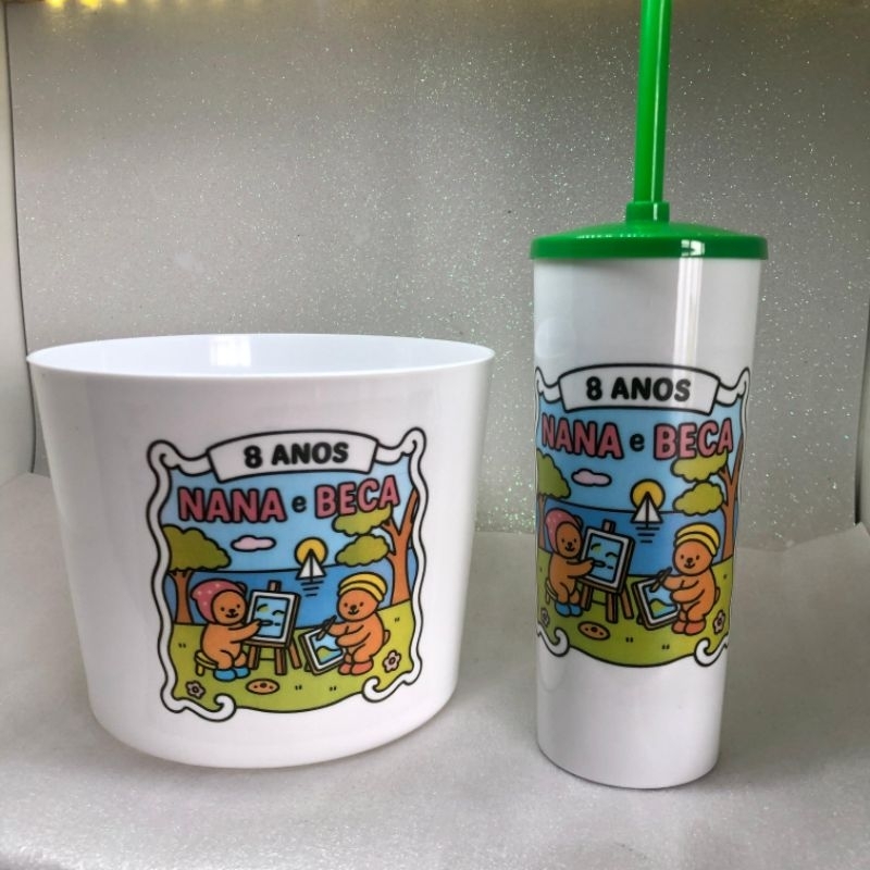 Kit pipoca com 20 baldes de pipoca e 20 copos long Drinks com tampa e canudo