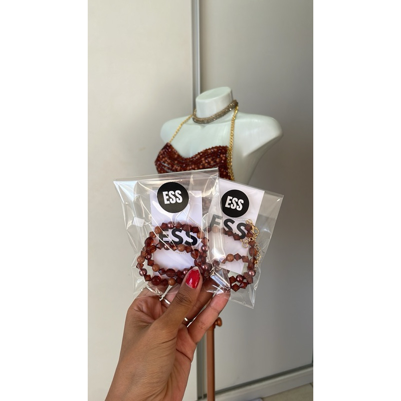 Colar Choker e Pulseiras de Miçangas