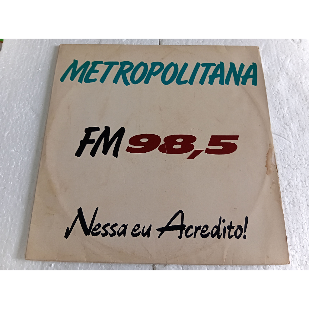 LP Metropolitana FM com faith no more bon jovi scorpions spin doctors sting inxs otimo estado vinil e capa c/ mancha
