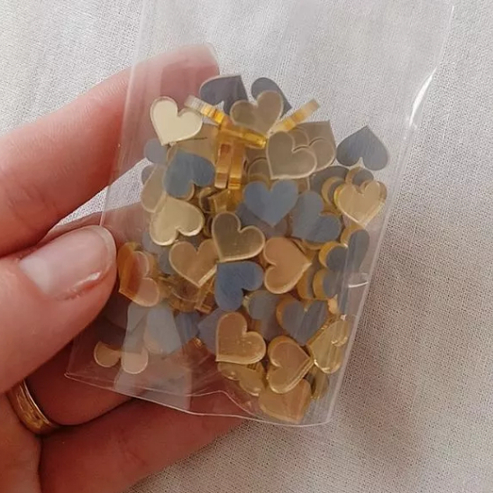 Kit 150 Aplique Mini Coração Acrilico Espelhado Dourado Decorativos em Oferta na Shopee