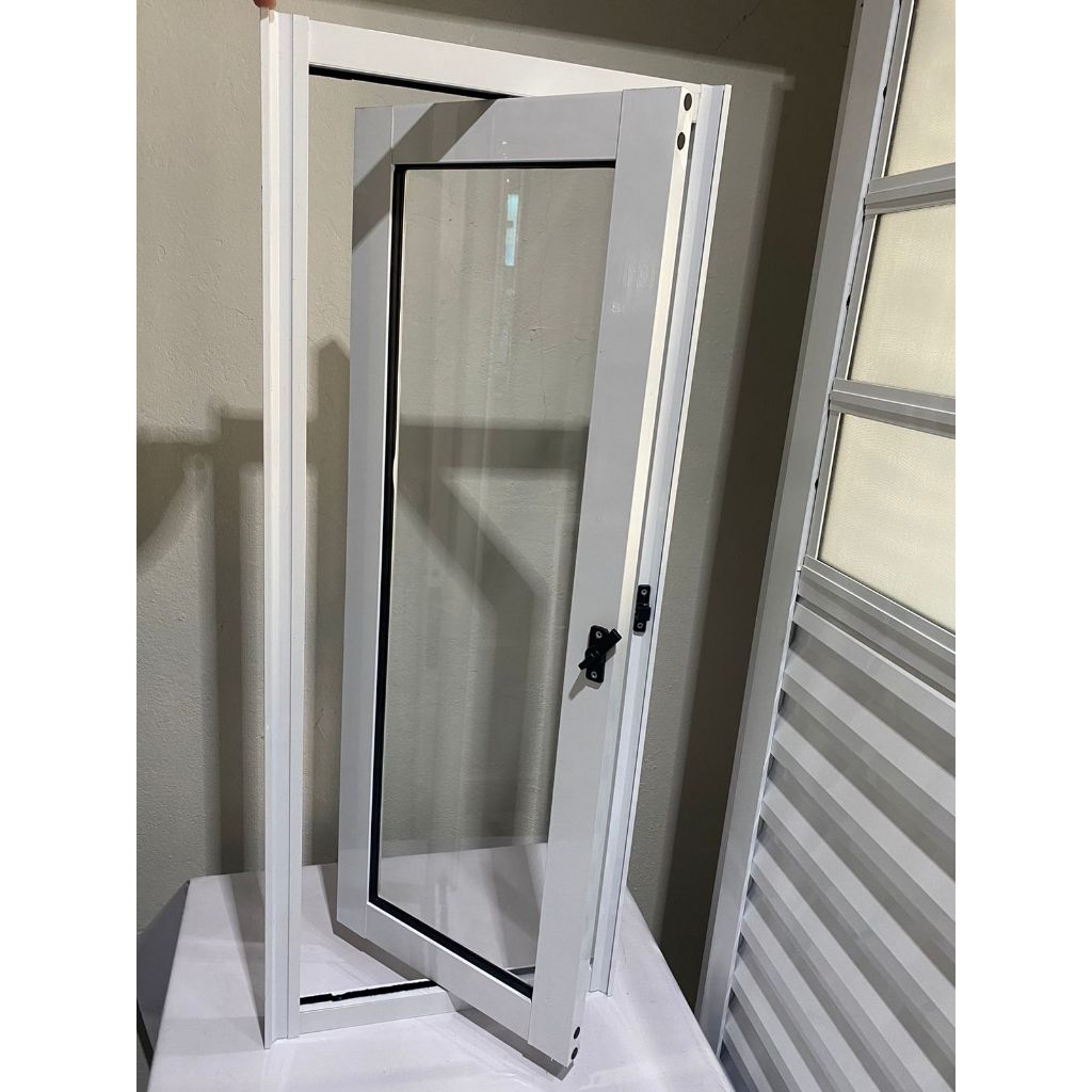 Janela Pivotante Capelinha A 100 X 40cm Em Alumínio Branco Vidro Incolor