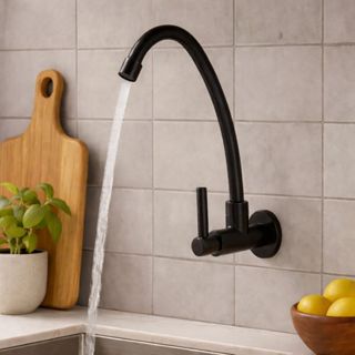 Torneira De Cozinha Parede Pia Torneira De Parede Para Cozinha Bica Móvel Alta Preta 1/4 Volta Luxo em Oferta na Shopee