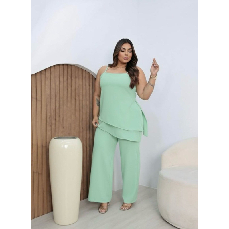 conjunto EVELLYN bata assimetrica mais calça pantalona em tecido alfaiataria plus size