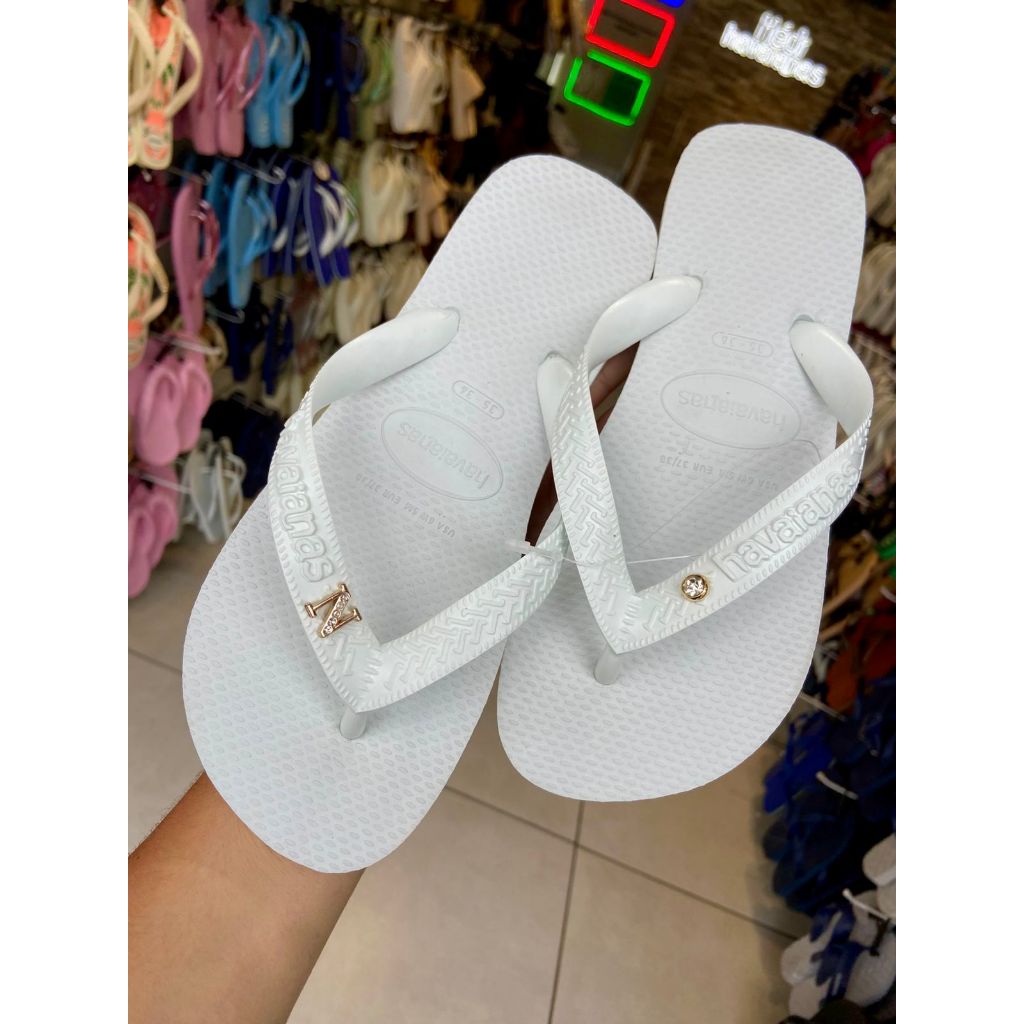 Chinelo Havaianas Top Tiras largas Branco Original Sandália Confortável Feminino com Letra + Ponto de Luz Tiras.