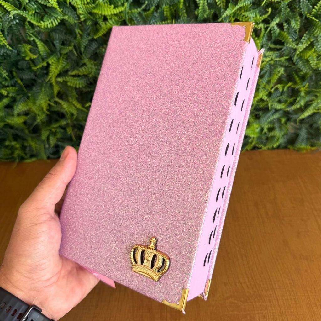 Bíblia Sagrada Glitter Rosa Claro Capa Dura LETRAS MÉDIAS Com Harpa e Índice Palavras de Jesus em Vermelho Evangélica