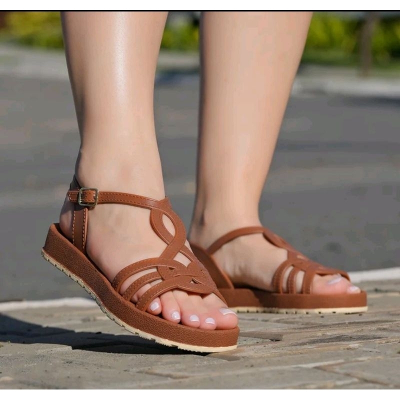 Sandália Ortopédica Confortável Meg Fivela Antiderrapante em Oferta na Shopee