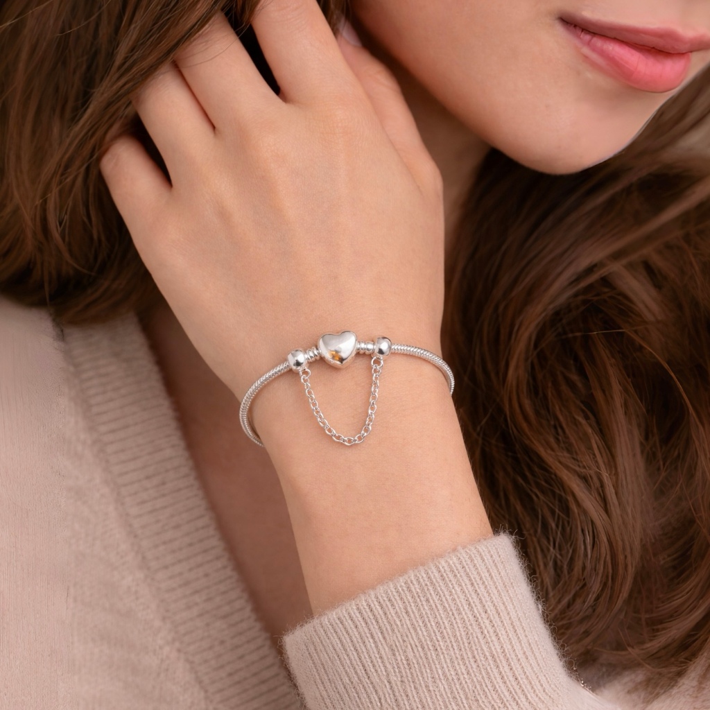Pulseira Coração Eterno Semijoia – Pulseira de Prata Feminina com Corrente de Segurança + Estojo Porta-Joias