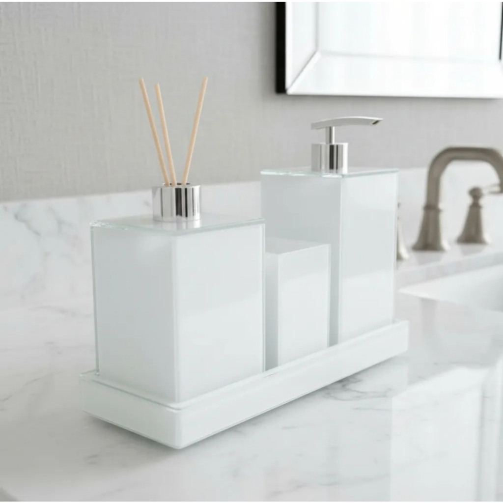 Kit lavabo preto ou branco luxo 4 peças em vidro com bandeja saboneteira difusor porta escovas em Oferta na Shopee