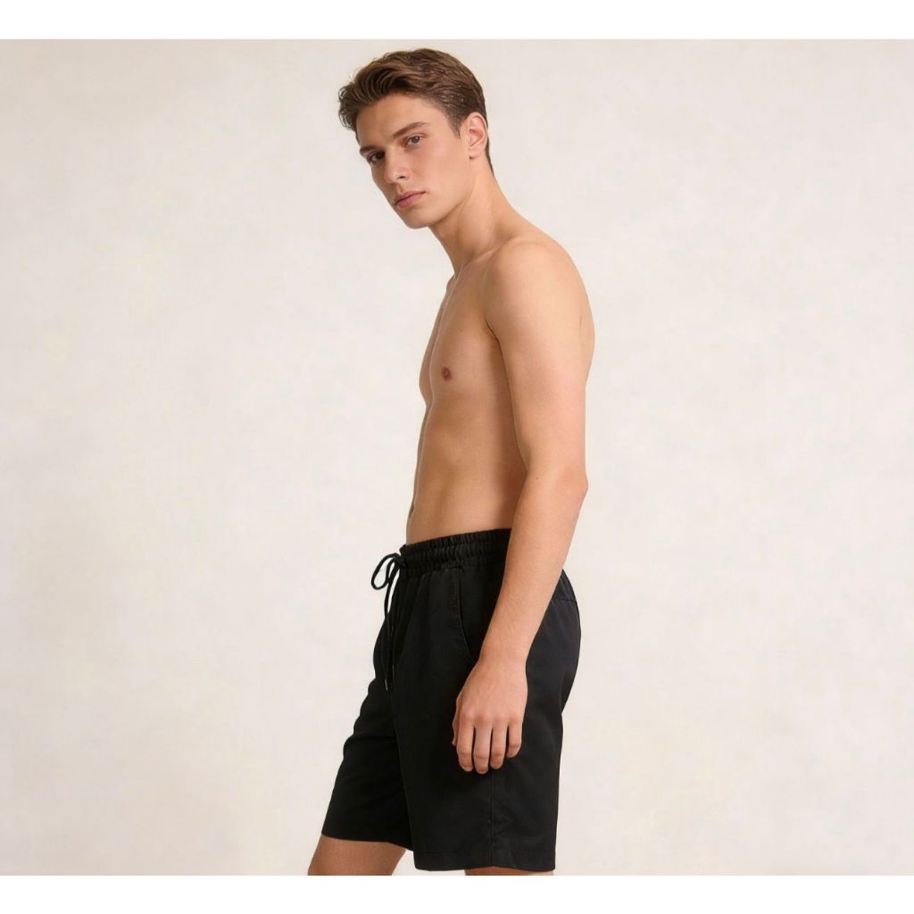 Short Bermuda masculino com cós elástico, cordão elástico e tres bolsos