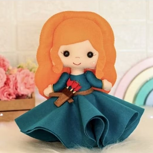 Boneca Princesa Merida Feltro para Decoração de Festas Centro de Mesa