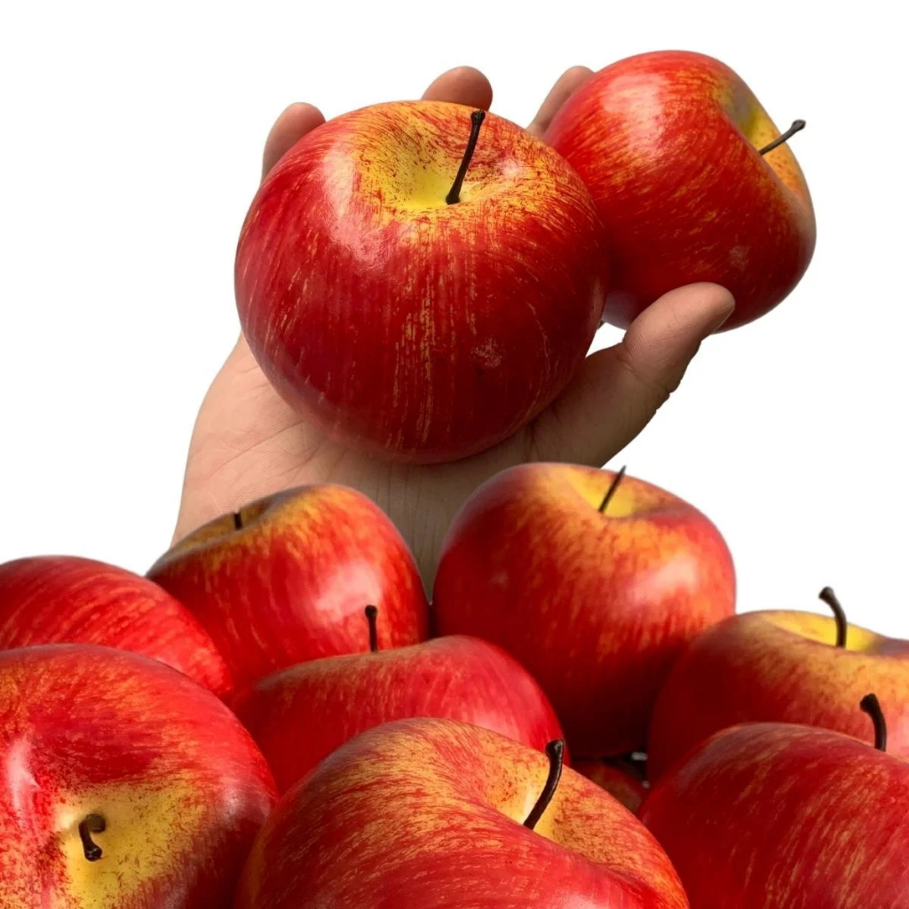 Maçã Fuji Vermelha Fruta Artificial - Alimentos e Comidas Fake Realistas para Decoração — imagem 2 de 2