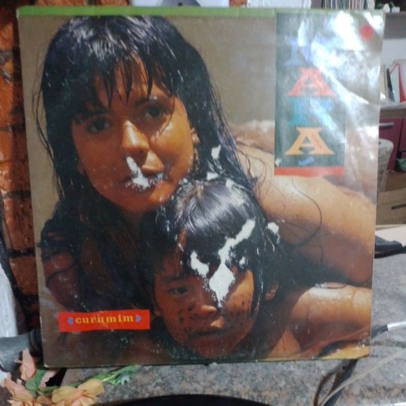 LP Mara maravilha - CURUMIM 1991 detalhe na capa