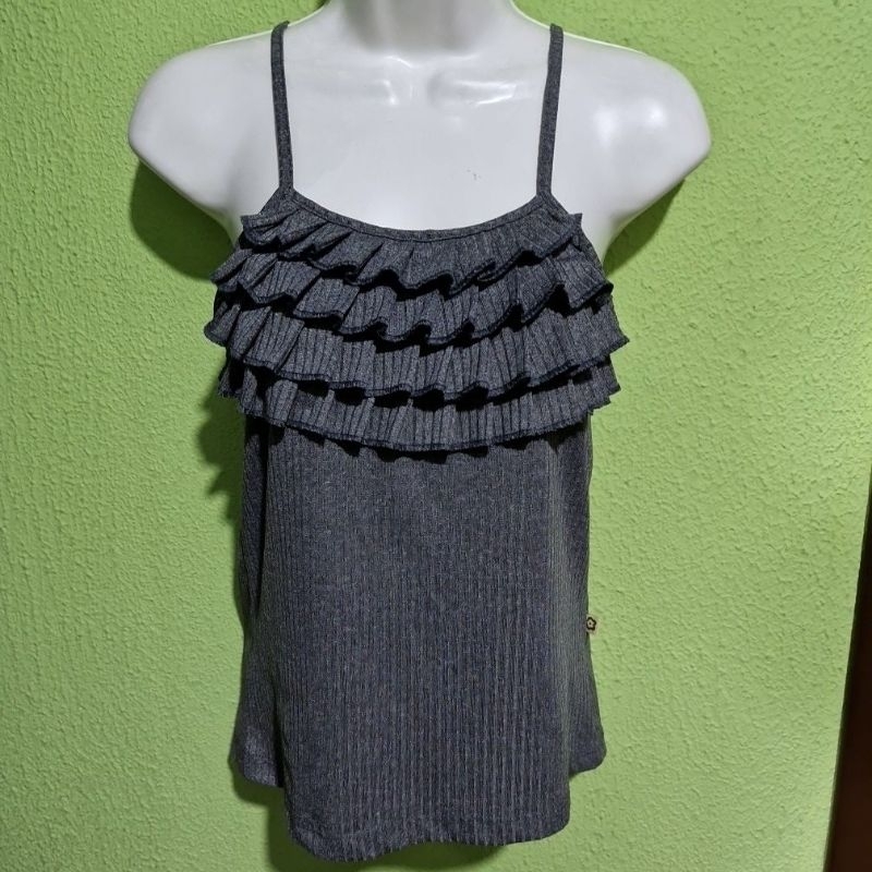 blusa alcinha cinza babado M usada desapego