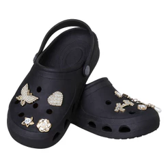 Babuche com Pins Apliques Exclusivos Conforto Sandalia feminina Preto Bege Off