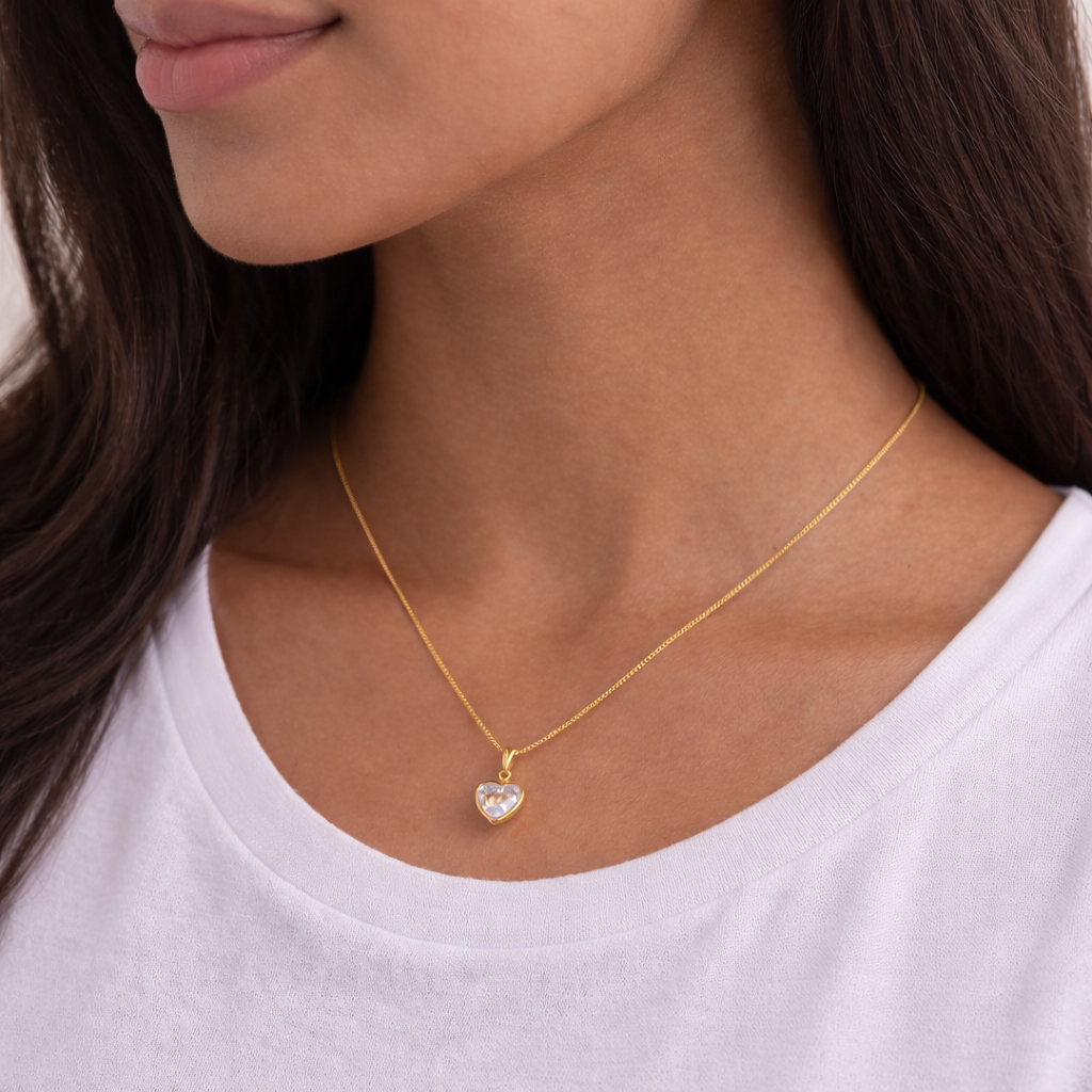 Corrente Elegante Coração Com Ponto De Luz Brilho Sofisticado Para Presentear Folheado A Ouro 18K