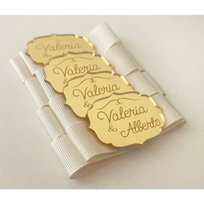 Tag Casamento Personalizada Acrílico Espelhado | Para Bem Casado e Lembrancinhas (Com/Sem Laço)