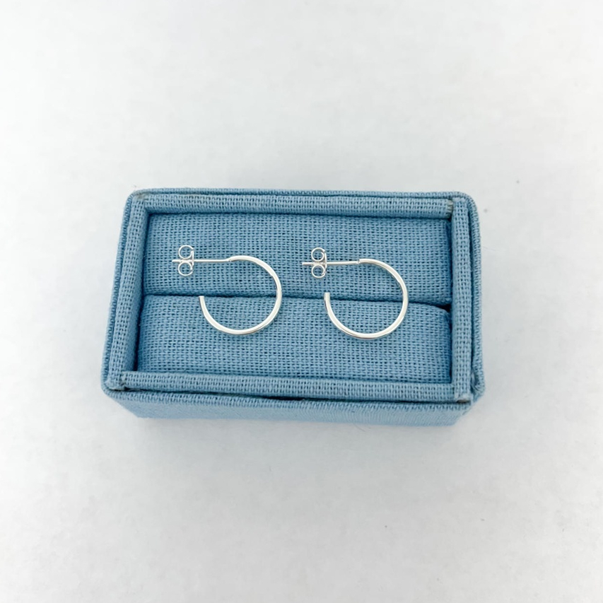 Argolinha Simples - Banhado a Prata - Brinco Feminino Delicado Minimalista em Oferta na Shopee