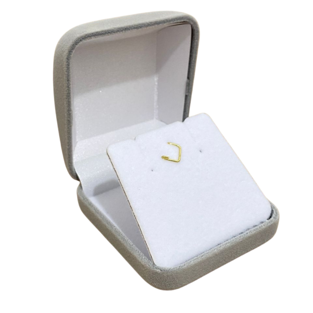 1 unidade caixinha estojo para colar brinco pingente veludo cinza com fecho de metal em Oferta na Shopee