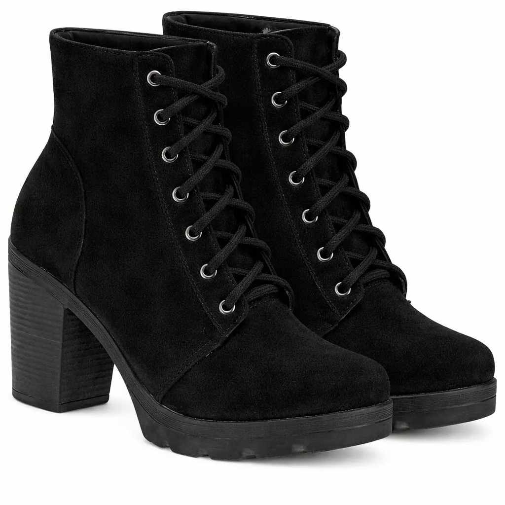 Bota Feminina Cano Curto Preta Salto Grosso Tratorada Confortável Moda Inverno — imagem 1