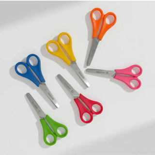 Tesoura Escolar Masterprint 13cm Aço Inox Ponta Arredondada Atóxica Colorida para uso Escolar e Casa em Oferta na Shopee