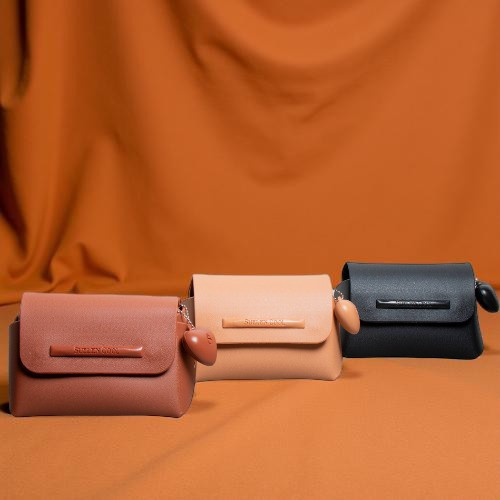 Bolsinha Feminina Pequena Suellen com Coração – Clutch, Necessaire Porta Maquiagem Oliveira