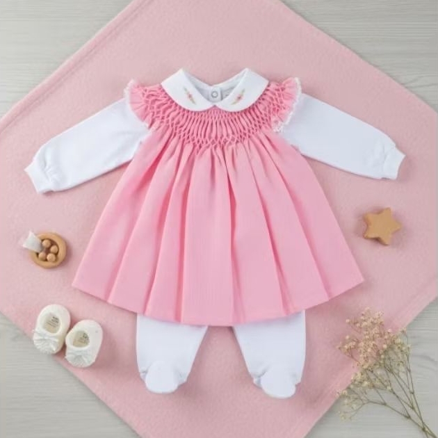 Saída de Maternidade | Vestido Casinha de Abelha com Pagão Bordado Rococó (tamanho RN)