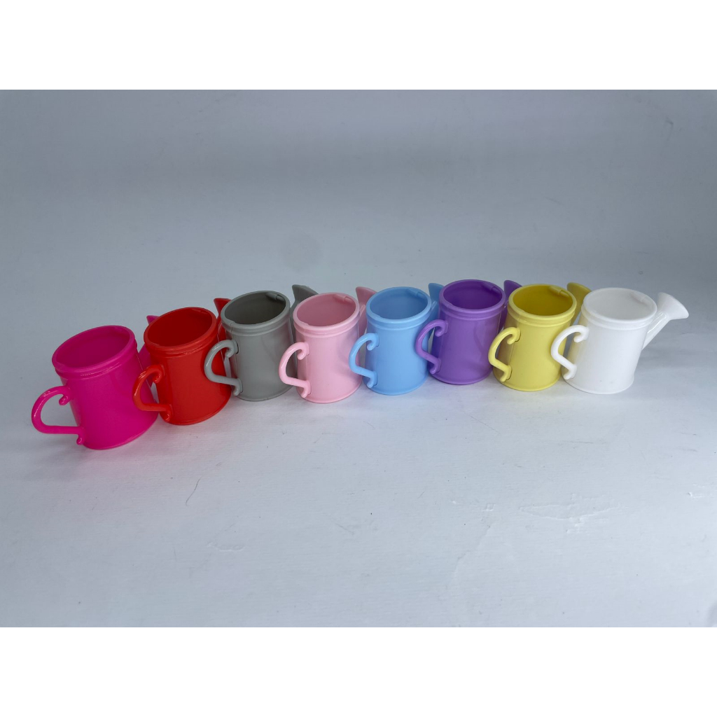 LEMBRANCINHA REGADOR PCT COM 10 UNIDS MESMA COR  4,9CM X 3,3CM X 9CM