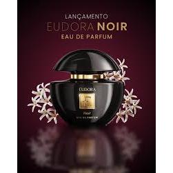 INTENSIDADE NOIR: Sinta o rastro luxuoso do EUDORA NOIR por muito mais tempo.
