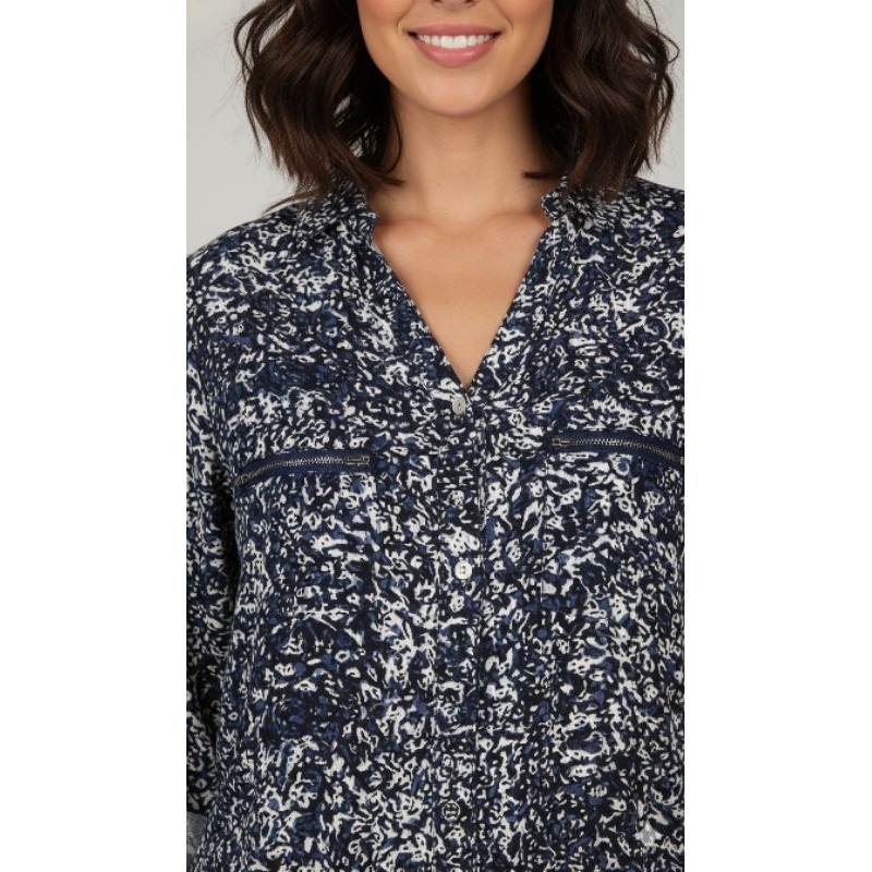 Camisa Manga Longa Hering Viscose Estampa Abstrata Marinho Detalhe Zíper tam.M Hering