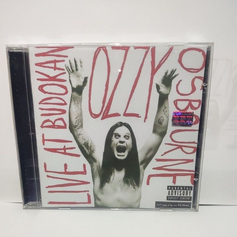 cd Ozzy Osbourne live observação o cd e réplica do original vai lacrado igualzinho o original