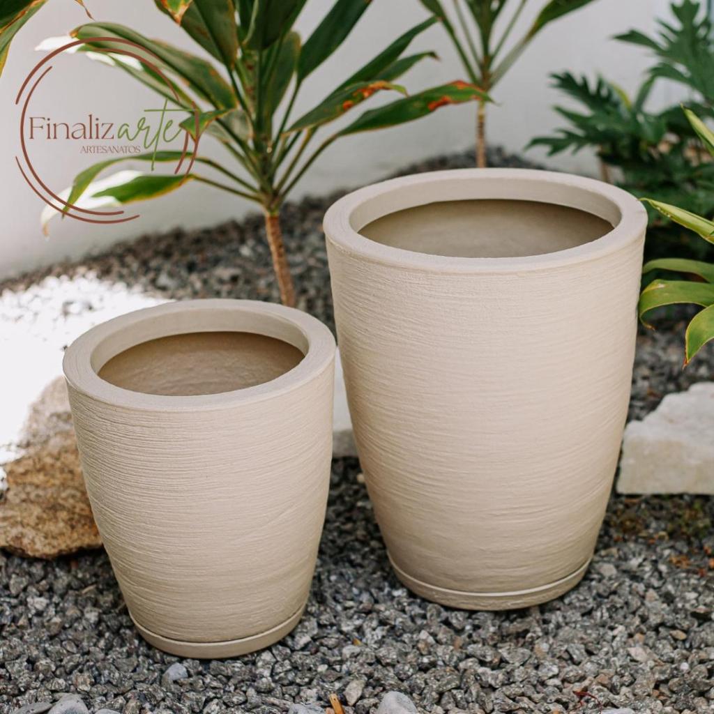 Kit 2 Vasos Polietileno Para Plantas Jardim Sala Casa Luxo Cone Bojo 1 e 2 Com Prato em Oferta na Shopee
