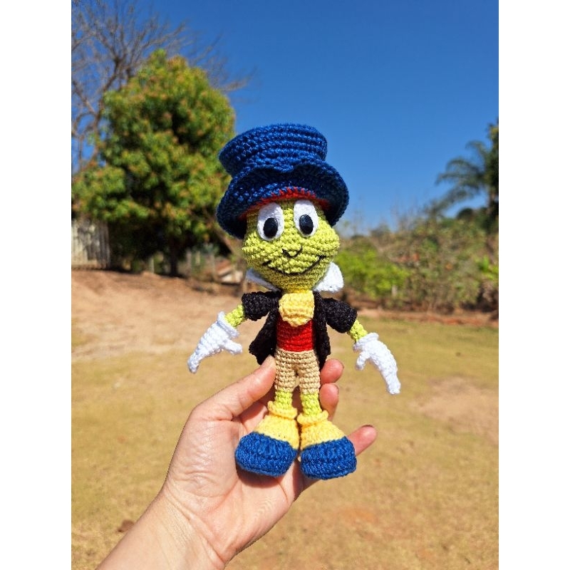 Boneco amigurumi Grilo falante (pinoquio)