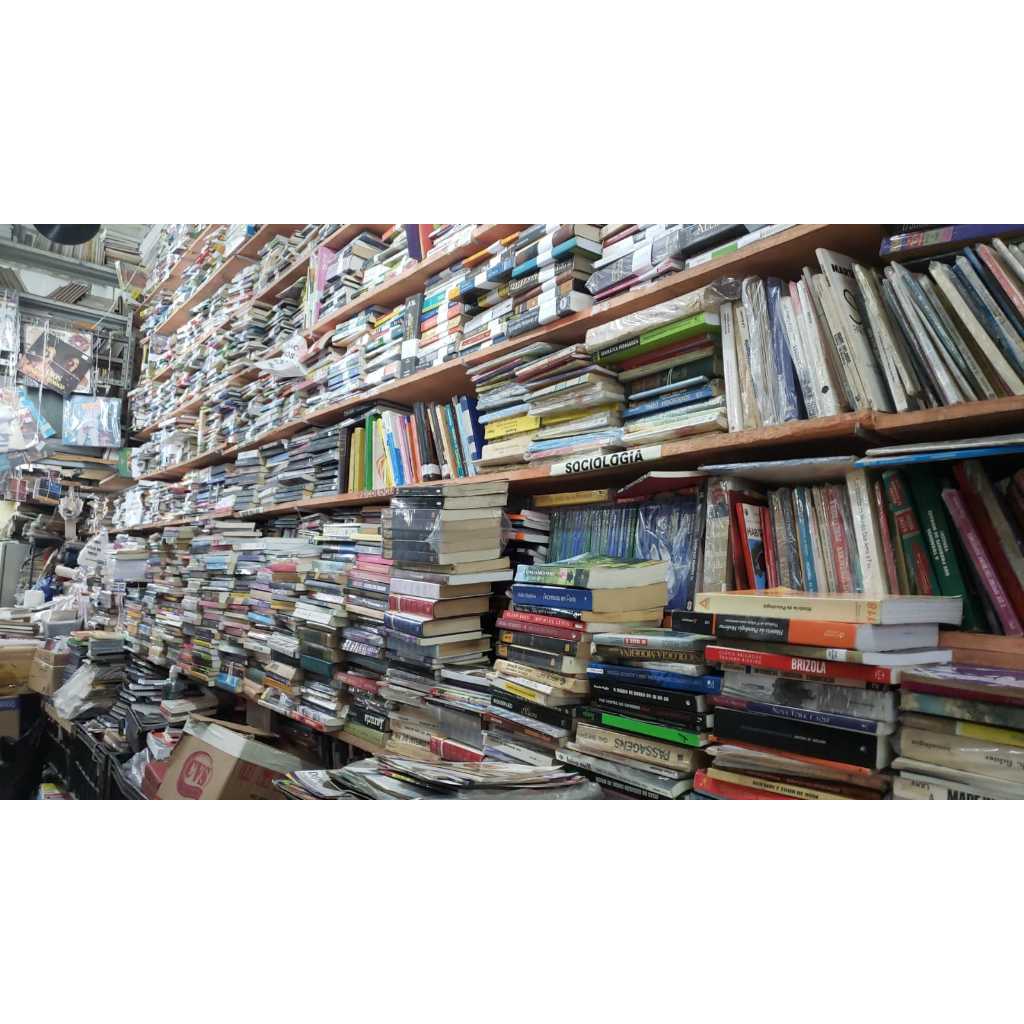 Sebo de Mauá a Loja de Livros do Brasil Kit com 10 Livros Aleatórios Só R$ 70 Reais Voce Mais que Merece este Presente !