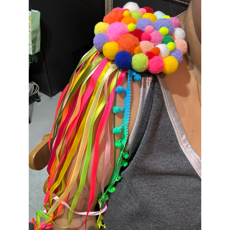 Ombreira / presilha / SAIA de carnaval 2026