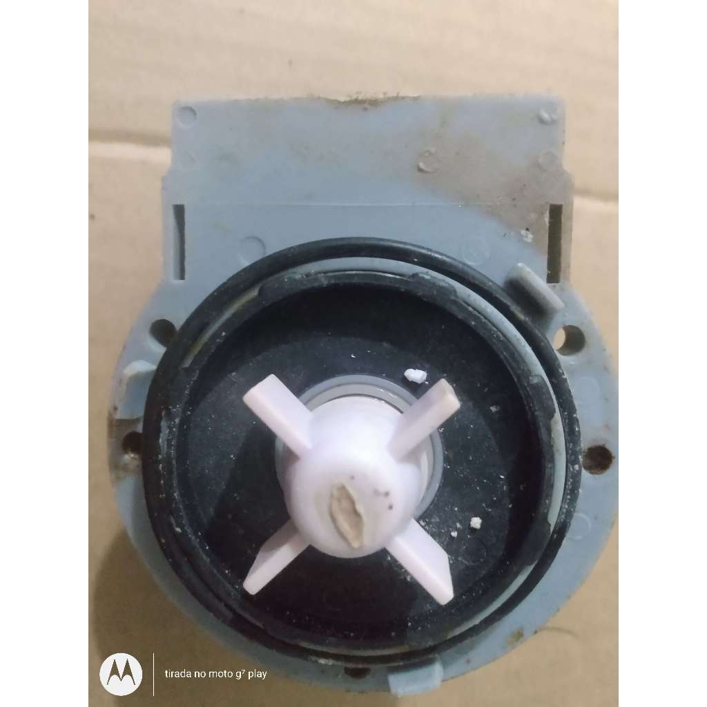 eletrobomba de agua da lavadora electrolux LF10 usado bom estado